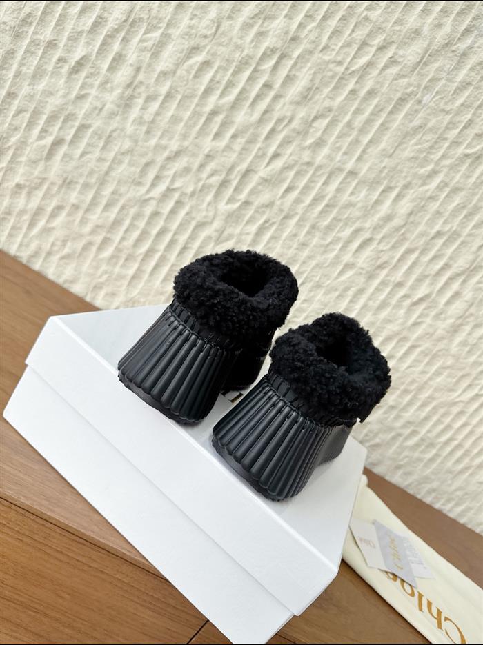 2025112816502689 340